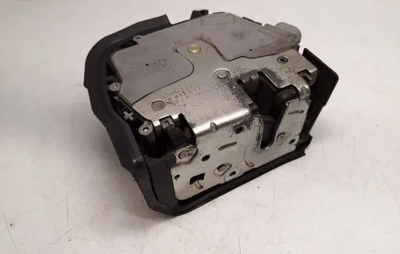 BMW X5 E53 Rear door lock 8402601 51228402601