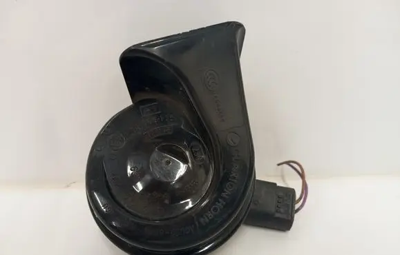 BMW 3 E90 E91 Horn signal 001157 70388115
