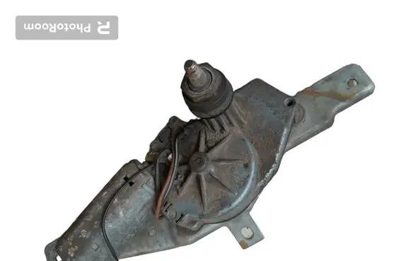 Volkswagen Polo II 86C 2F Rear window wiper motor 871955717A