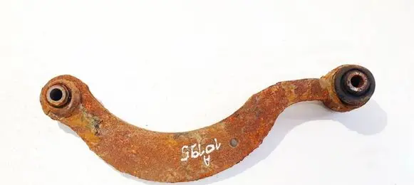Toyota Avensis T270 Rear upper control arm/wishbone