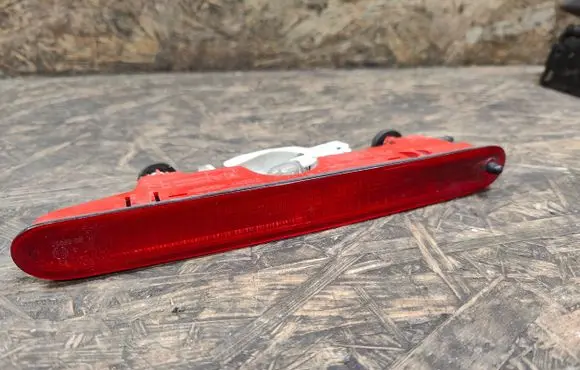 Citroen Berlingo Third/center stoplight 9682830180