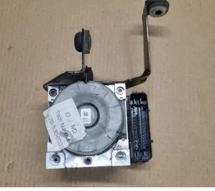 Ford Focus ST ABS Pump F1FC2C219BF