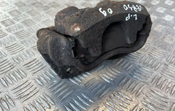 Toyota Verso Front brake caliper