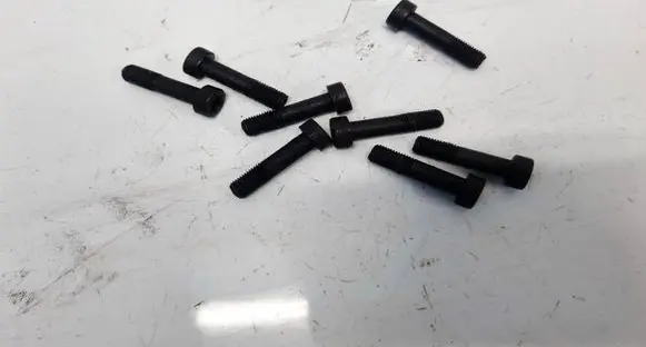 Toyota Avensis T250 Nuts/bolts 