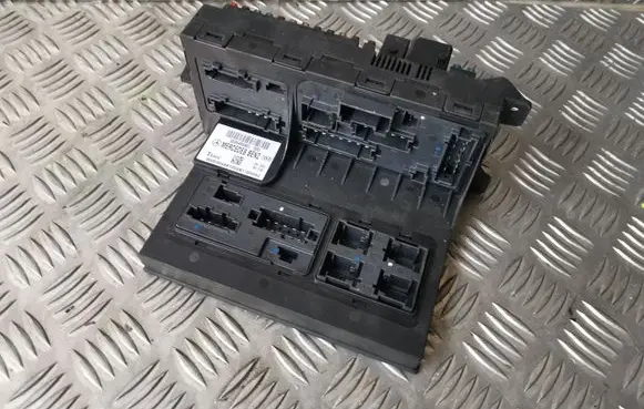 Mercedes-Benz E W211 Fuse module 0035455901
