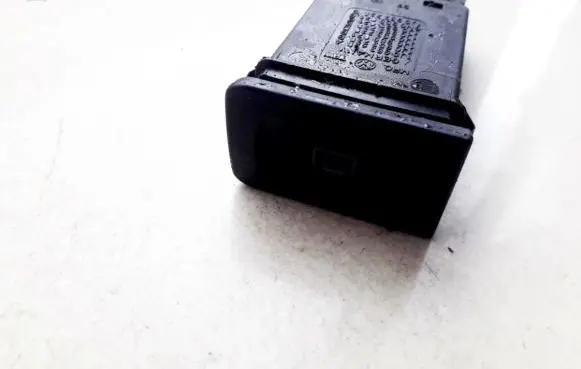 Volkswagen Golf IV Windscreen/window heater switch 1J0953235A 1J0953235B