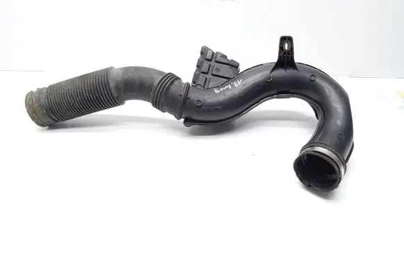 Opel Vivaro Air intake hose/pipe 165755972R