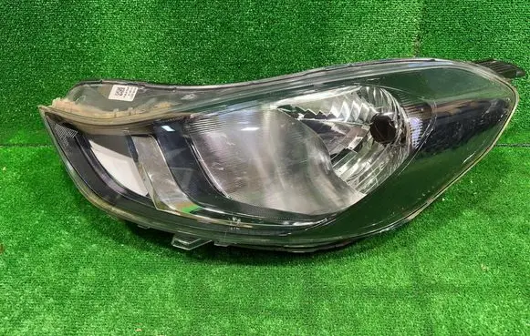 Hyundai i30 Headlight/headlamp 92101-K7000