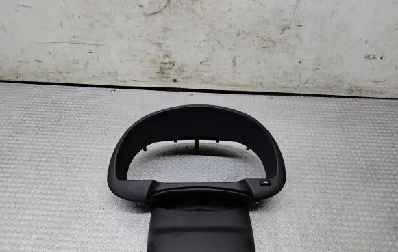 Hyundai i30 Dashboard trim 848502R000