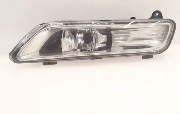 Volkswagen PASSAT B7 Front fog light 17662402 176623