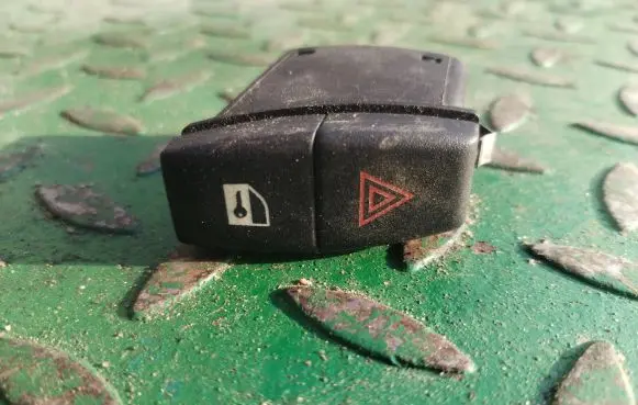 BMW X5 E70 Hazard light switch 6919506