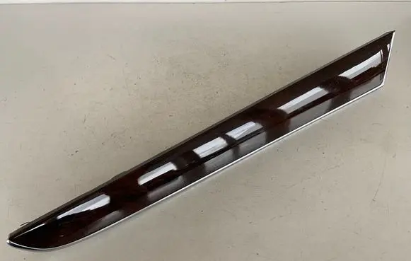 Audi Q5 SQ5 Front door trim bar 8R0867410B 8R0867410B1B4