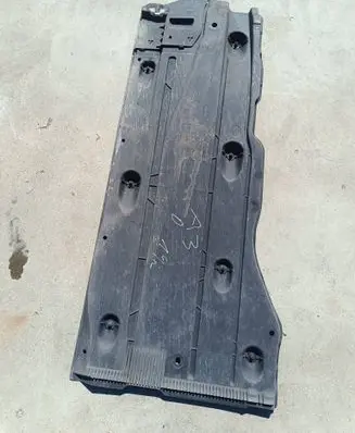 Audi A3 S3 8V Side bottom protection 5Q0825202L