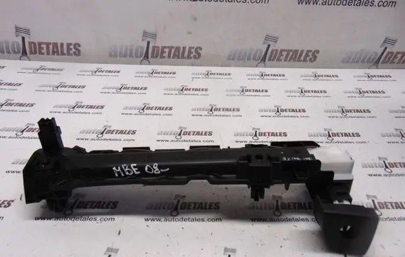 Mercedes-Benz E W211 Glove box handle A2116800284