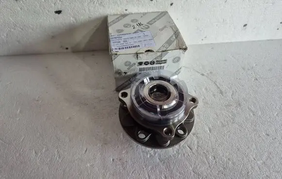 Alfa Romeo 159 Rear wheel bearing hub 50707556 68150744AA