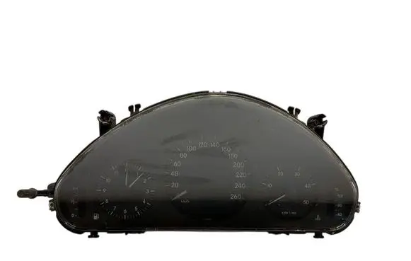 Speedometer (instrument cluster)