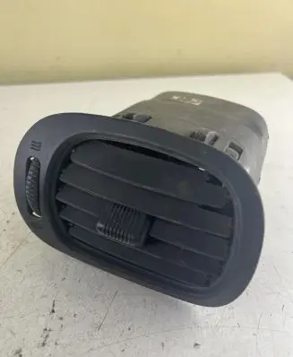 Chrysler Grand Voyager IV Dashboard side air vent grill/cover trim 0SC91TRMAA