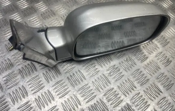 Hyundai Santa Fe Front door electric wing mirror E4012148 E4012147 E4022148