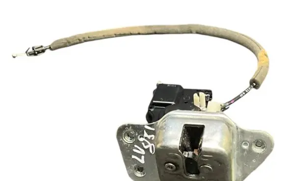 Jeep Patriot Tailgate/trunk/boot lock/catch/latch
