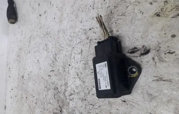 Peugeot 607 ESP acceleration yaw rate sensor 9650452180