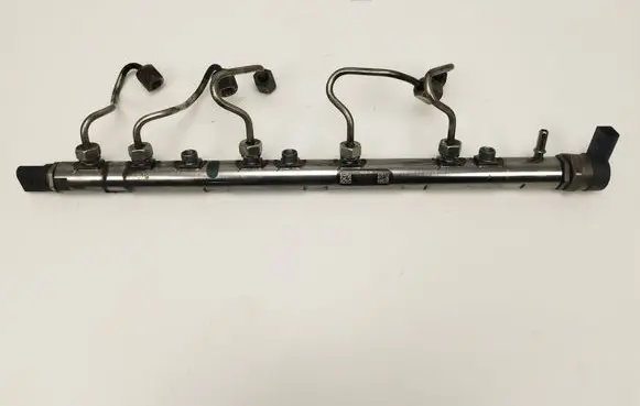 BMW 3 F30 F35 F31 Fuel main line pipe 7805423 0445216036