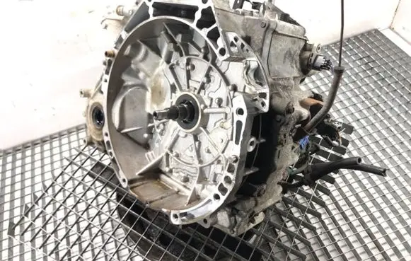 Manual 5 speed gearbox