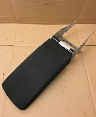 Volkswagen PASSAT B6 Armrest 3C0864207M