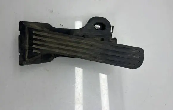 Volkswagen Caddy Accelerator throttle pedal 2K6723503