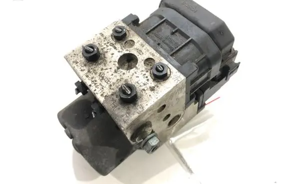 Volkswagen PASSAT B5 ABS Pump 0273684212