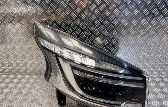 Renault Trafic III (X82) Headlight/headlamp
