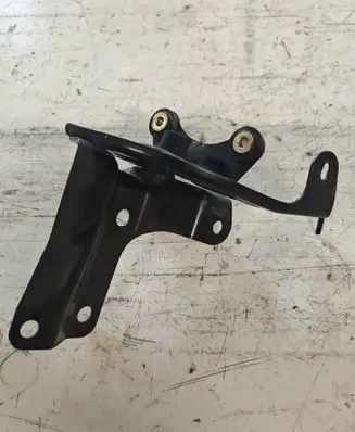 Nissan X-Trail T30 ABS pump bracket