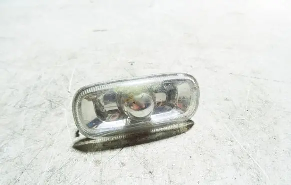 Audi A6 S6 C6 4F Front fender indicator light 8E0949127