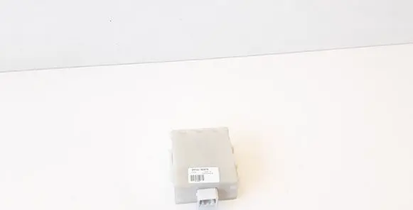 Toyota Avensis T250 Door central lock control unit/module 8974105070 73668012