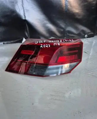 Volkswagen Golf VIII Rear/tail lights 5H0945095C 81970101