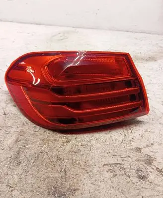 BMW 4 F32 F33 Rear/tail lights 7296099 618003 BMWF32T1Q12