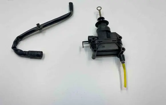 Mercedes-Benz SL R129 Engine mount vacuum valve A1248001875 1248001875