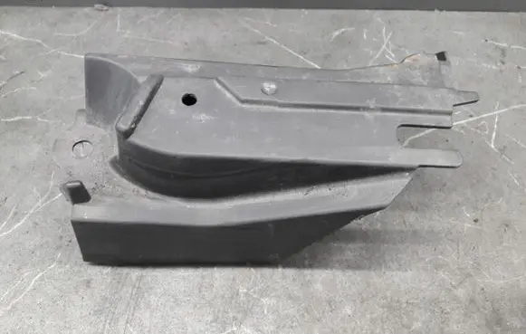 BMW 3 E46 Spare wheel section trim 8232580