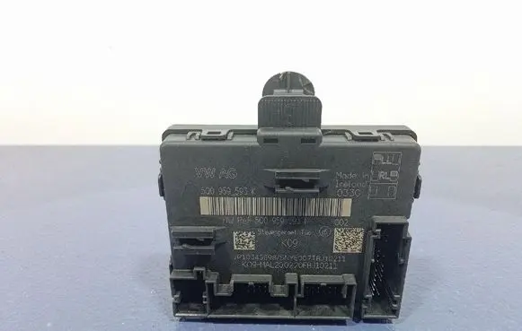 Volkswagen Passat Alltrack Other control units/modules 5Q0959593K