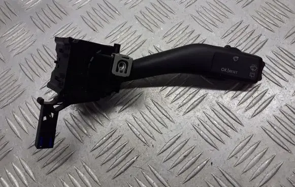 Volkswagen Golf V Wiper switch 1K0953519A