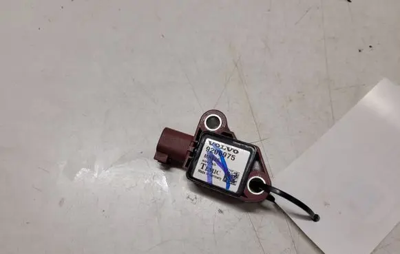 Volvo V50 Airbag deployment crash/impact sensor 9206975