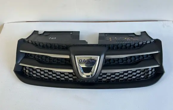 Dacia Logan II Front bumper upper radiator grill 