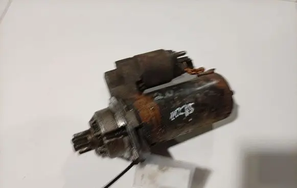 Volkswagen PASSAT B6 Starter motor 