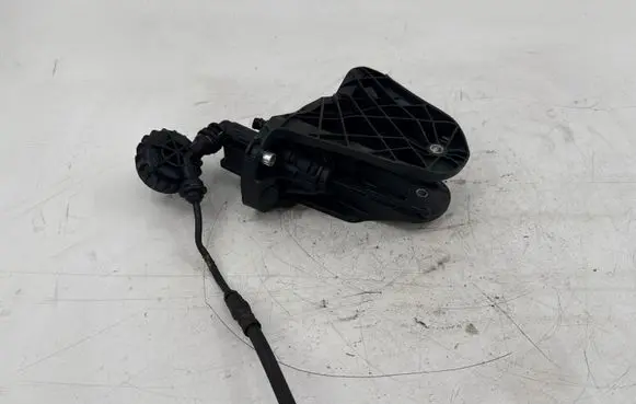 Volkswagen PASSAT B6 Clutch pedal 3C1721059AM
