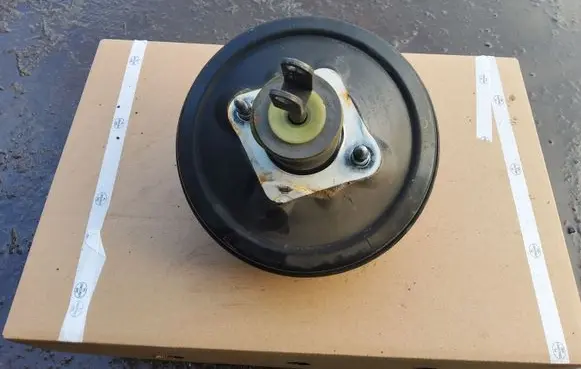 Opel Vectra C Brake booster 13126710