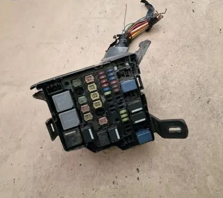 Ford Fiesta Fuse box set 8V5114B144BA