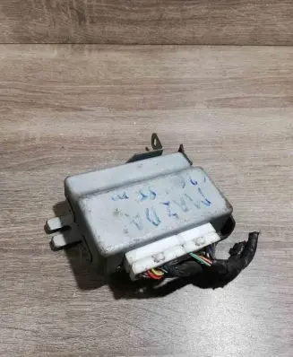 Mazda MX-6 Engine control unit/module ECU GC6T67650A