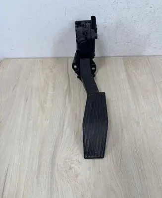 Opel Astra K Accelerator throttle pedal 6PV01155407 13466235
