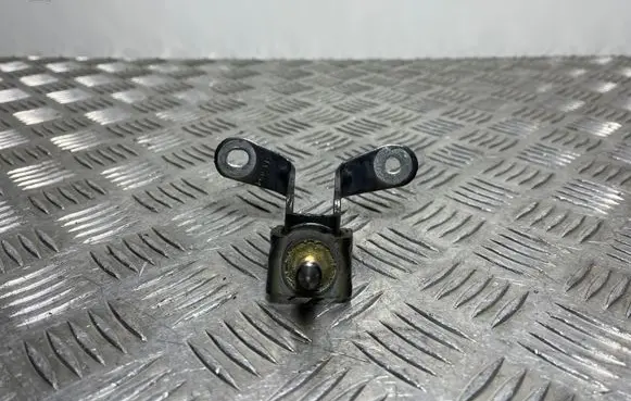 Jeep Grand Cherokee Tailgate/trunk/boot hinge