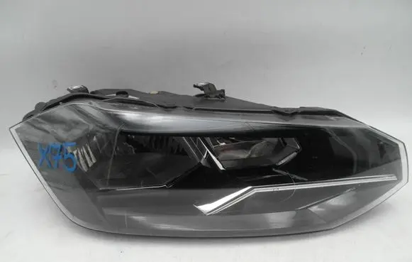 Volkswagen Polo VI Headlight/headlamp 2G1941006 X600VF201DEN 90099317