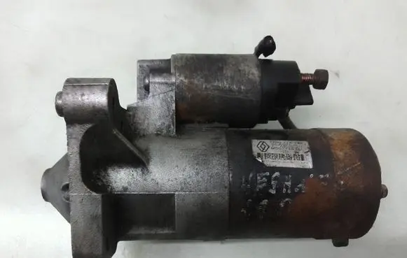 Renault Megane I Starter motor 7700116282